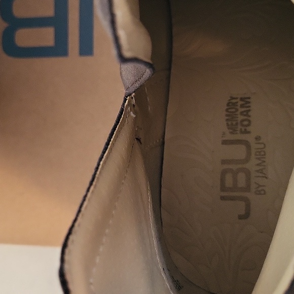JBU by Jambu Size 7.5 Parker Booties - Picture 4 of 5